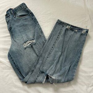 Women's Distressed Blue Jeans Size  31